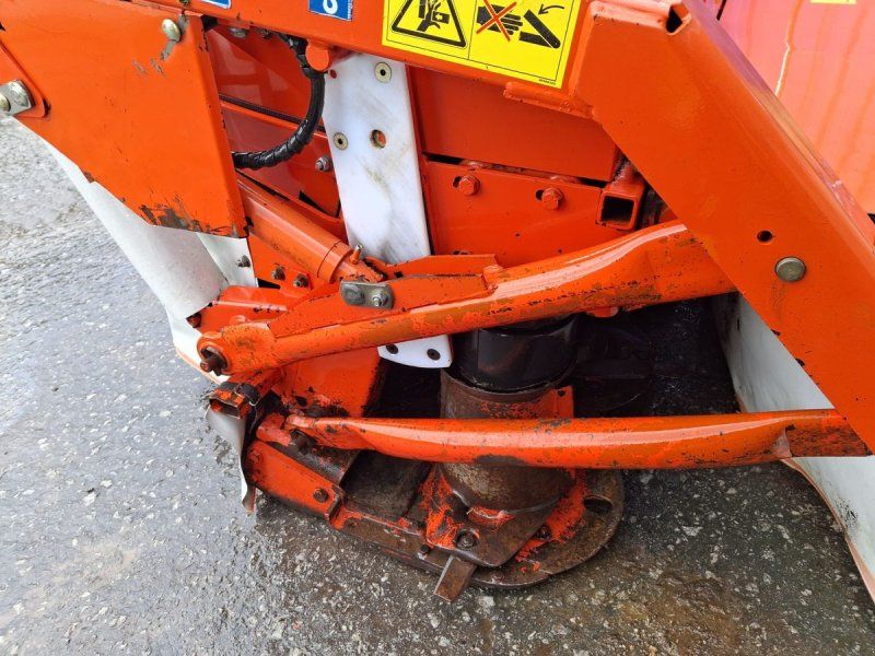 Kuhn GMD 802 F