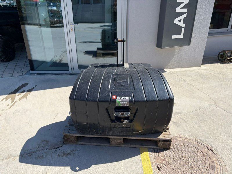 Saphir aus Stahlbeton 900 kg