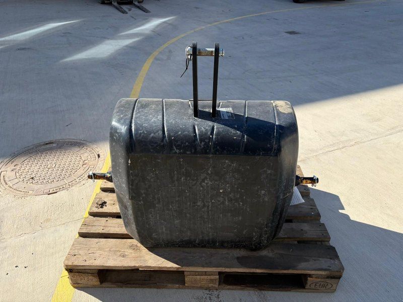 Saphir aus Stahlbeton 650 kg