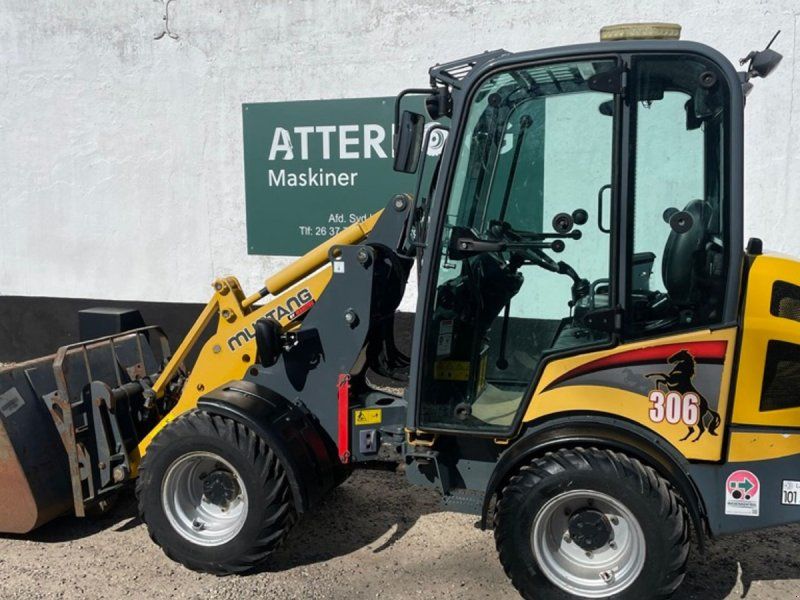 Mustang AL 306 læsser