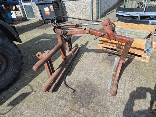 JCB 525-4 verreiker met kenteken.