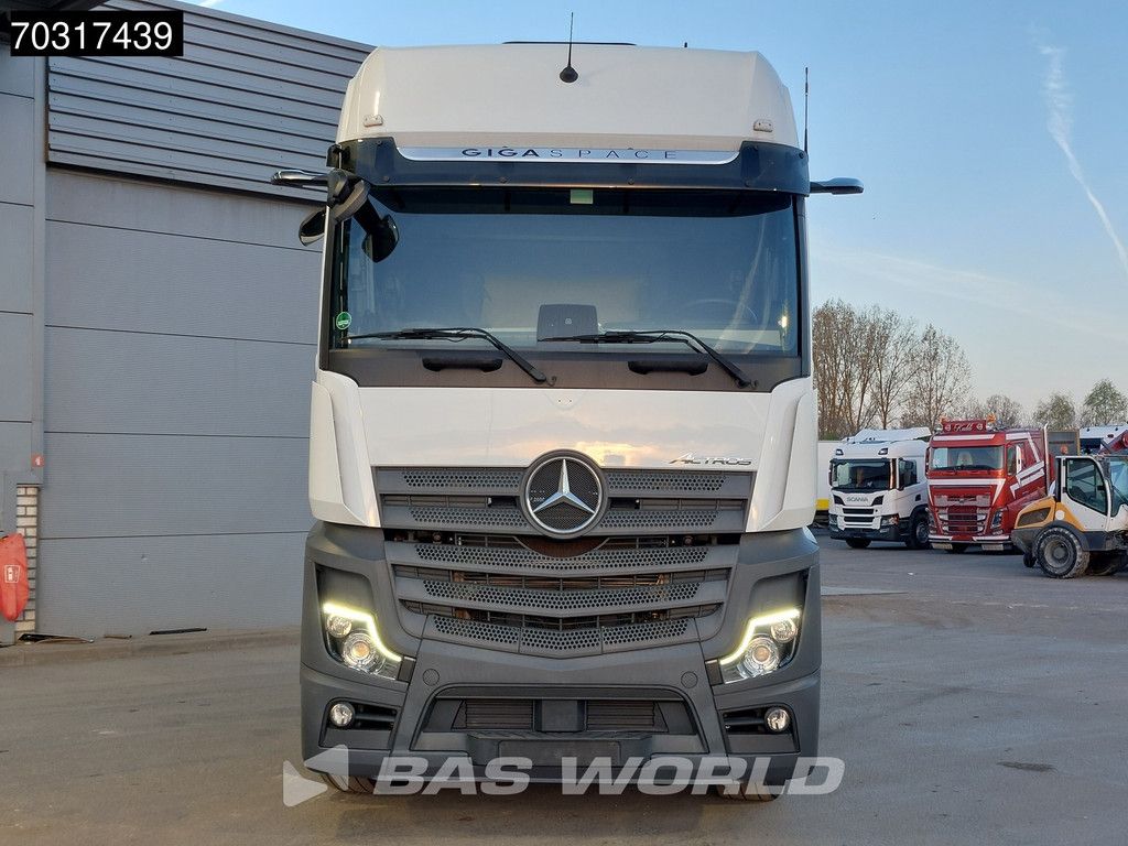 Mercedes Actros 1845 4X2 GigaSpace Retarder 2xTanks ACC Standklima Navi