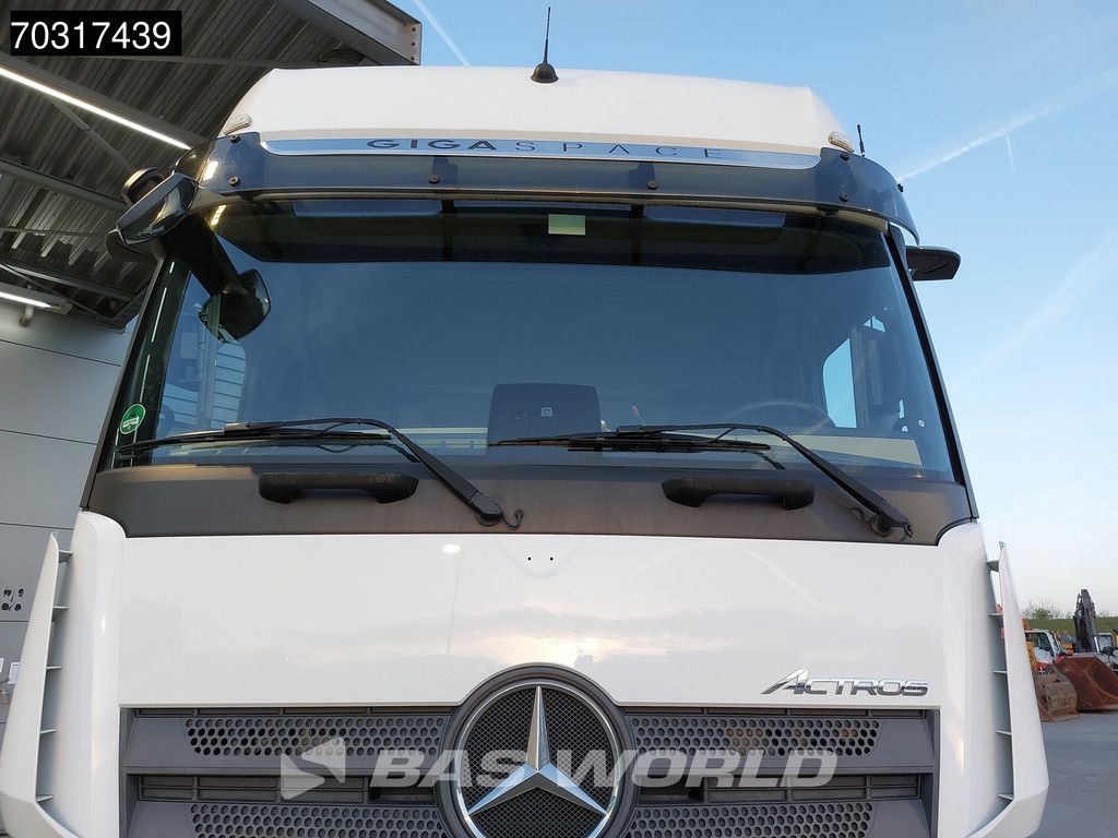 Mercedes Actros 1845 4X2 GigaSpace Retarder 2xTanks ACC Standklima Navi