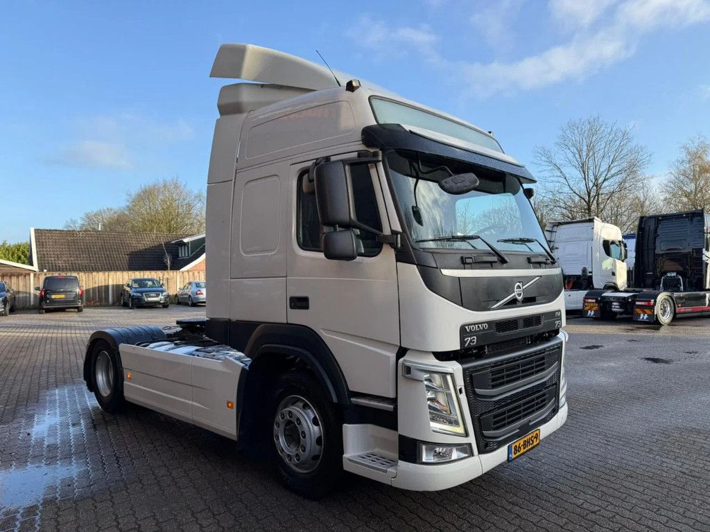 Volvo FM 370 Globetrotter 649.809KM NL Truck APK/TUV 10-2026