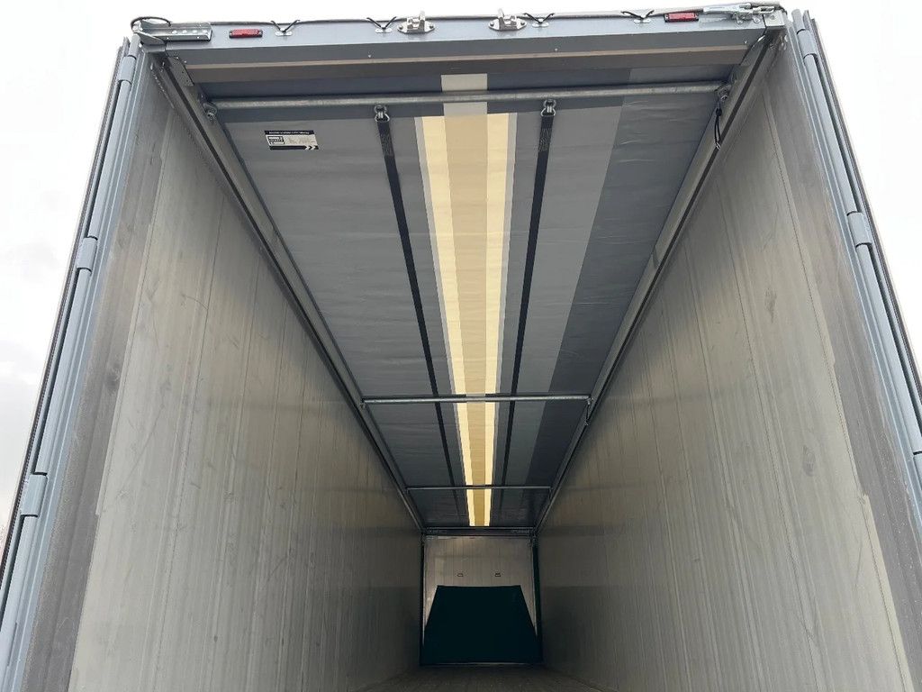 Kraker K-Force 92m3 Cargo Floor 10MM SAF, Liftachse, Remote control, NEW