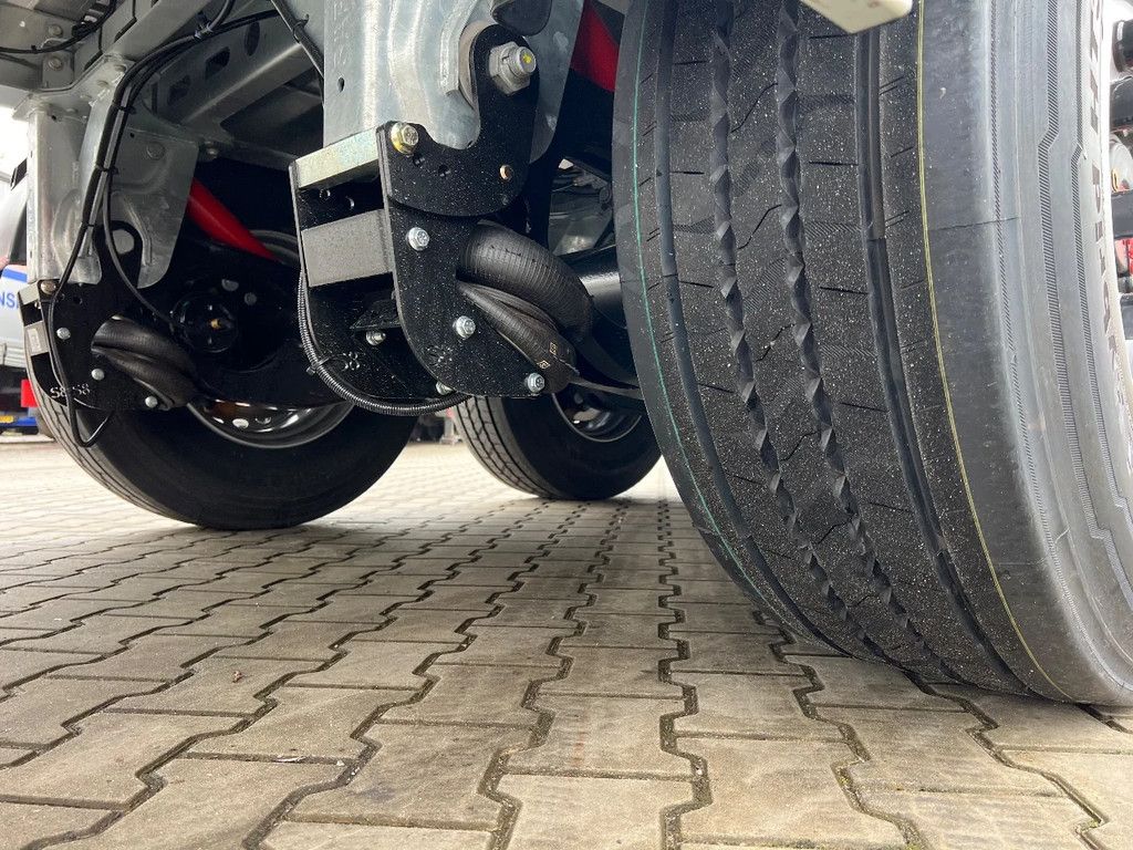 Kraker K-Force 92m3 Cargo Floor 10MM SAF, Liftachse, Remote control, NEW