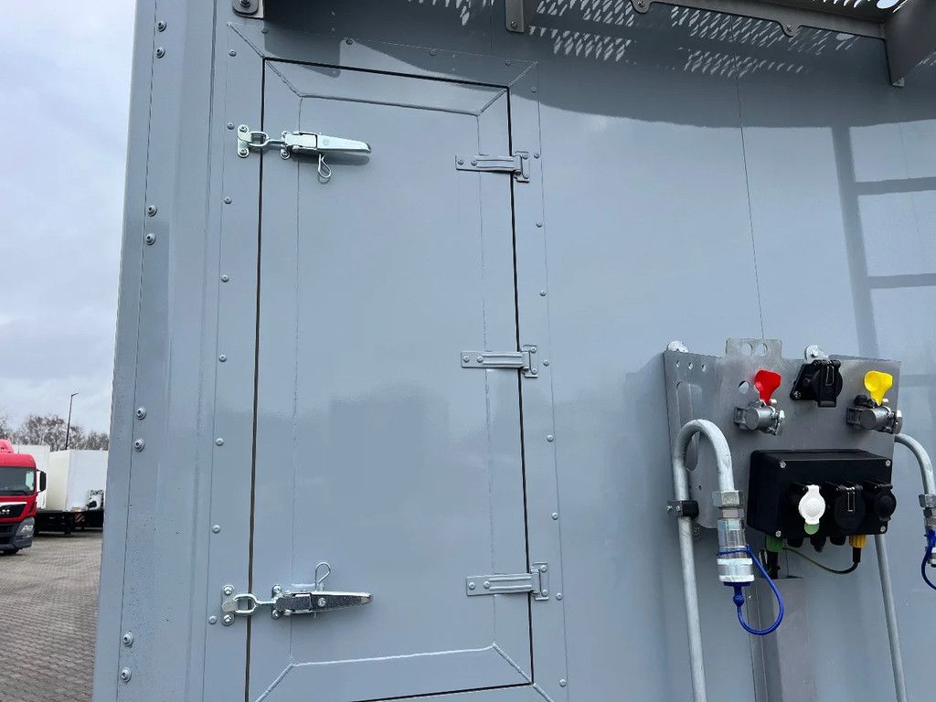 Kraker K-Force 92m3 Cargo Floor 10MM SAF, Liftachse, Remote control, NEW