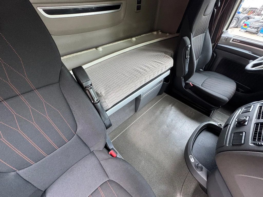 DAF XF 480 SSC Super Space 2x tank LED PTO-Prep 338.054M ACC