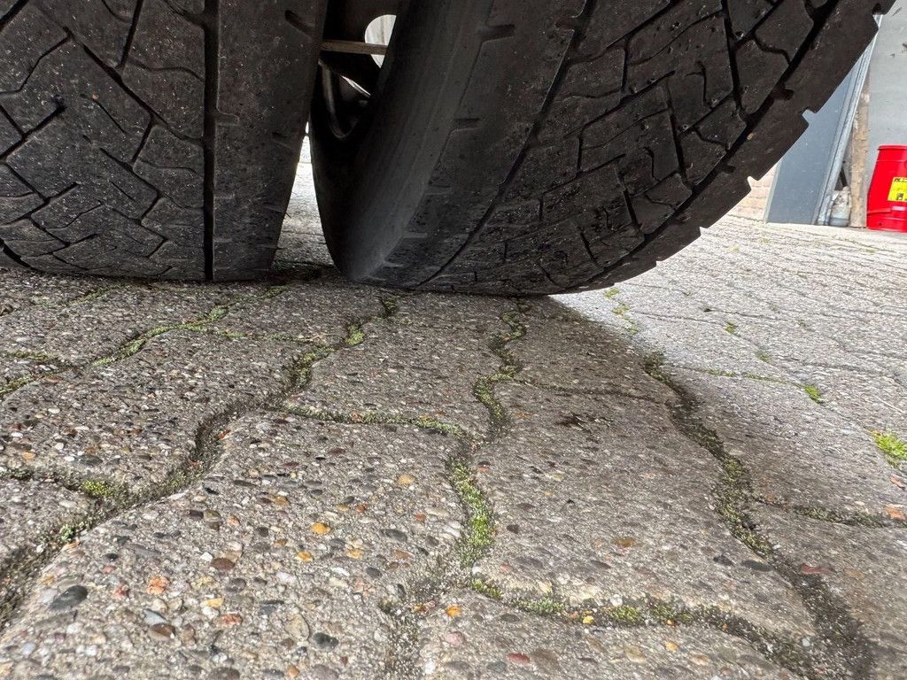 DAF XF 480 SSC Super Space 2x tank LED PTO-Prep 338.054M ACC