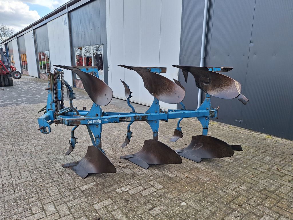 Lemken OPAL 90