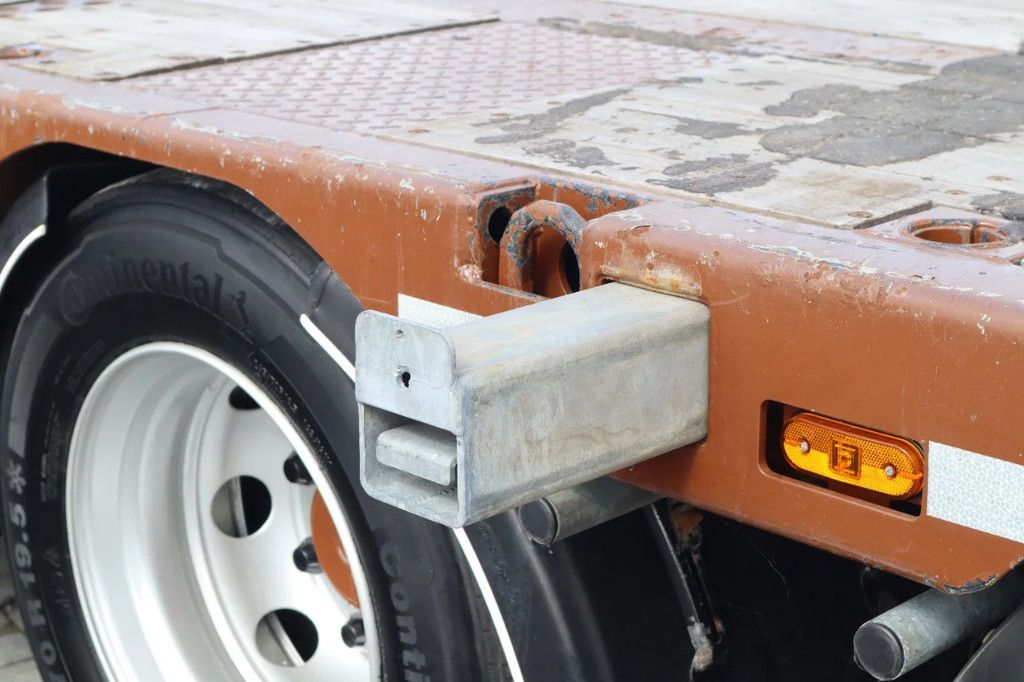 HRD STLM 3N | 3-AXLE | SLIDING RAMPS | STEER & LIFT AXLE