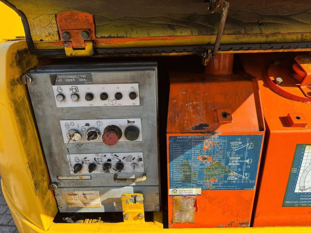 Hitachi HX99B Hoogwerker *Meerdere beschikbaar!