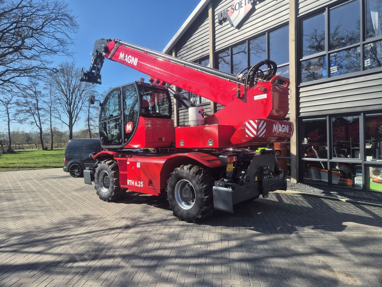 Gebruikte MAGNI RTH 6.25 roterende verreiker met hefhoogte 25 m
