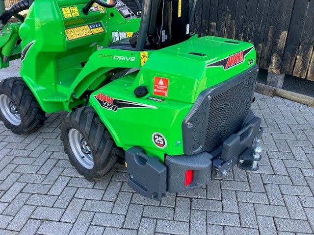 Nieuwe AVANT 528 TDL kniklader met gewicht van 1530 kgs