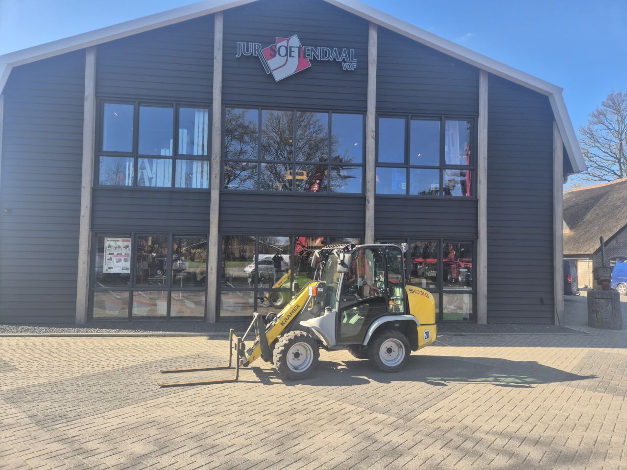 KRAMER 5035 minishovel met gewicht van 2250 kgs