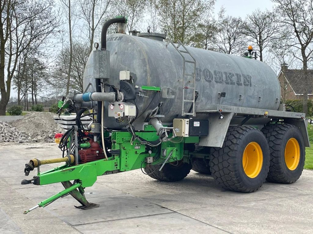 Joskin Komfort TS 14000 Messtank Monstering Afgifte meter Vacuumtank