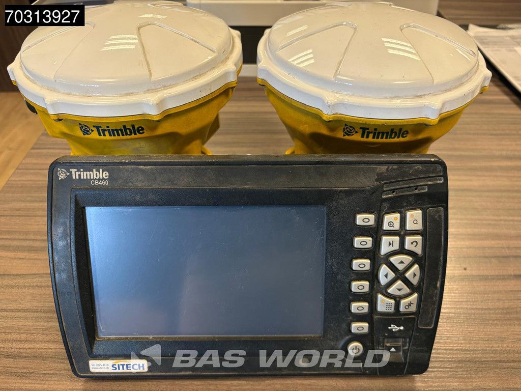 Liebherr R926 LC Trimble GPS - Engcon