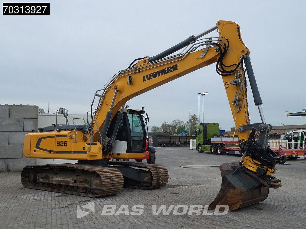 Liebherr R926 LC Trimble GPS - Engcon