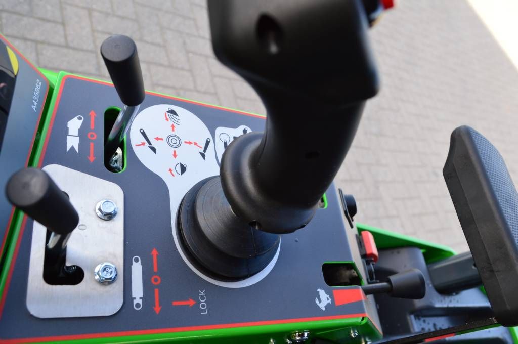 Avant 523 TDL Kniklader/Shovel 2026