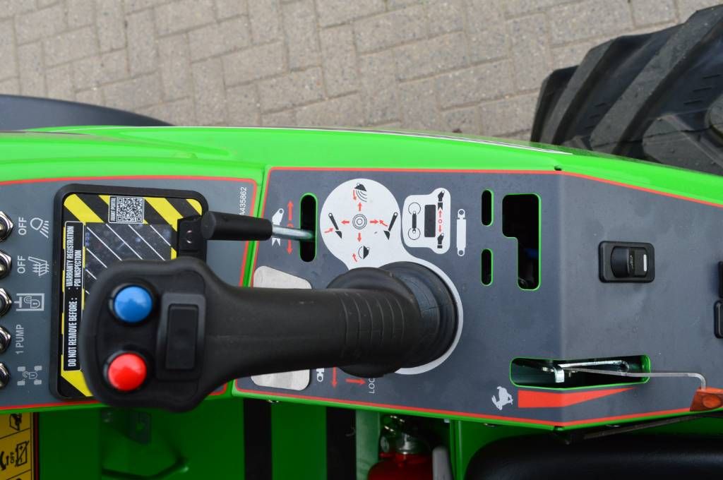 Avant 855i TDL Kniklader/Shovel