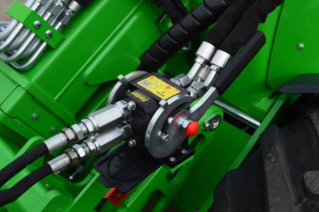 Avant 855i TDL Kniklader/Shovel