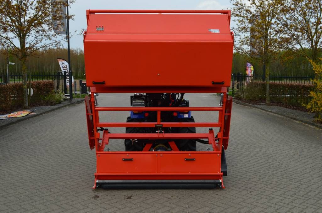 Boxer High 165 klepelmaaier met opvang, hooglosser