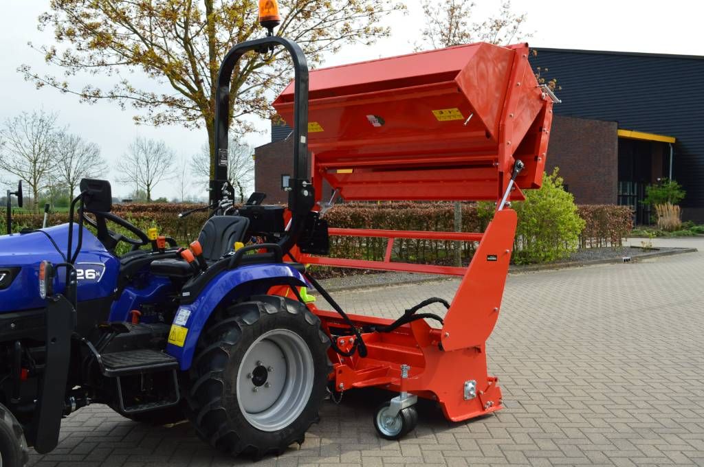 Boxer High 165 klepelmaaier met opvang, hooglosser