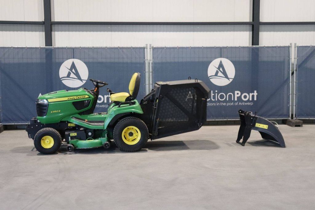 Zitmaaier John Deere X950R Diesel 2014
