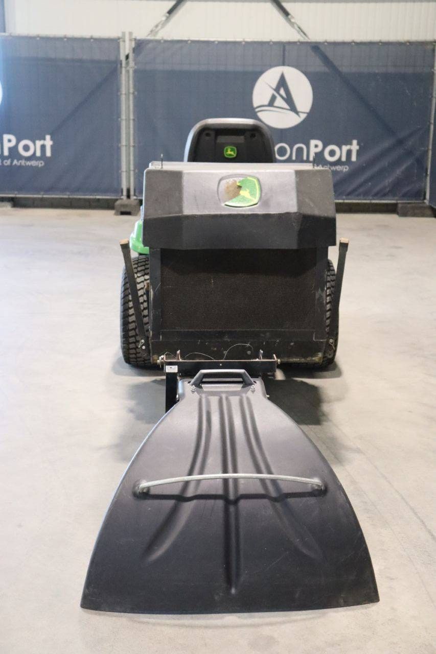 Zitmaaier John Deere X950R Diesel 2014