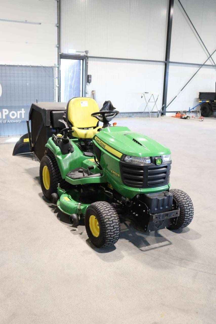 Zitmaaier John Deere X950R Diesel 2014