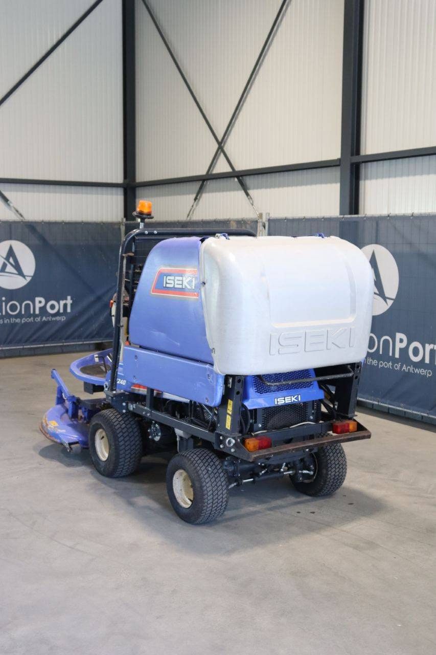 Zitmaaier Iseki SF240 Diesel 2013