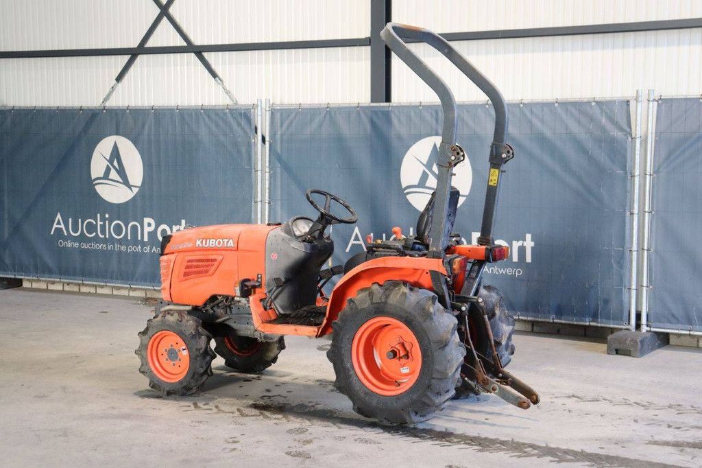 Kleintraktor Kubota B2420 Diesel