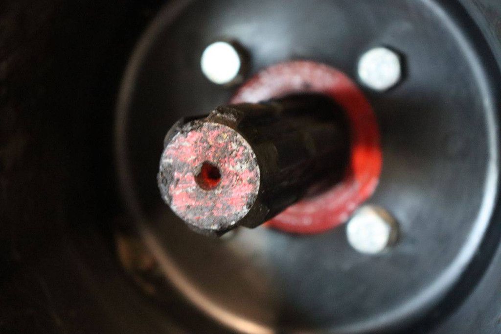 Overtop milling cutter R2 TST-100 2000 (Margin)