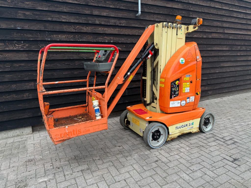 JLG toucan 10 e