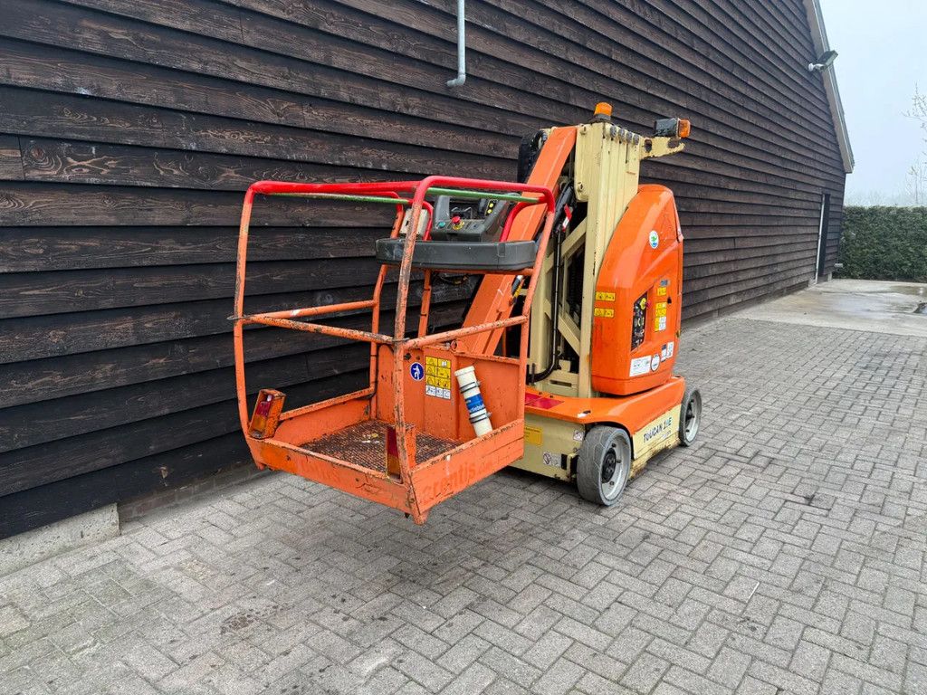 JLG toucan 10 e