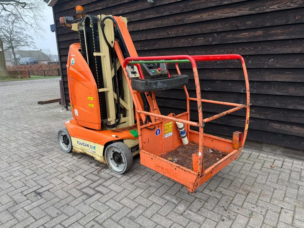 JLG toucan 10 e
