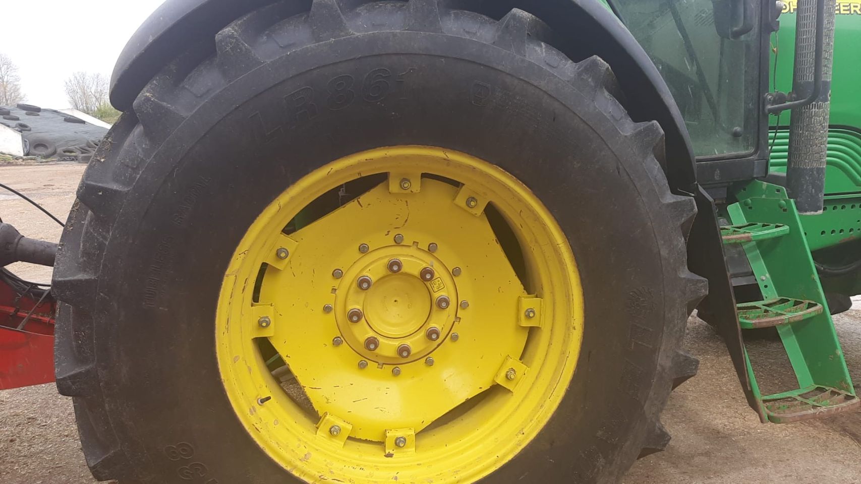 Set wielen 520/85R38 - profiel 90%