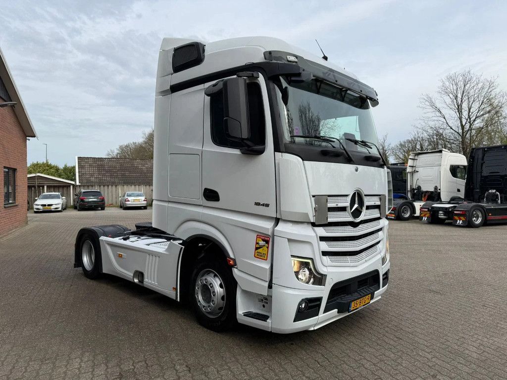 Mercedes-Benz Actros 1845 L Bigspace 2x tank Standairco Smarttacho 2! 301.793KM NL Truck