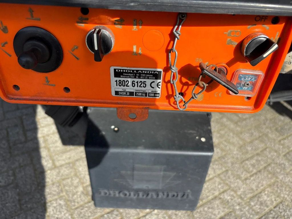 Pacton Liftas + Stuuras Dhollandia 2500KG LBW GEEN KOELMOTOR