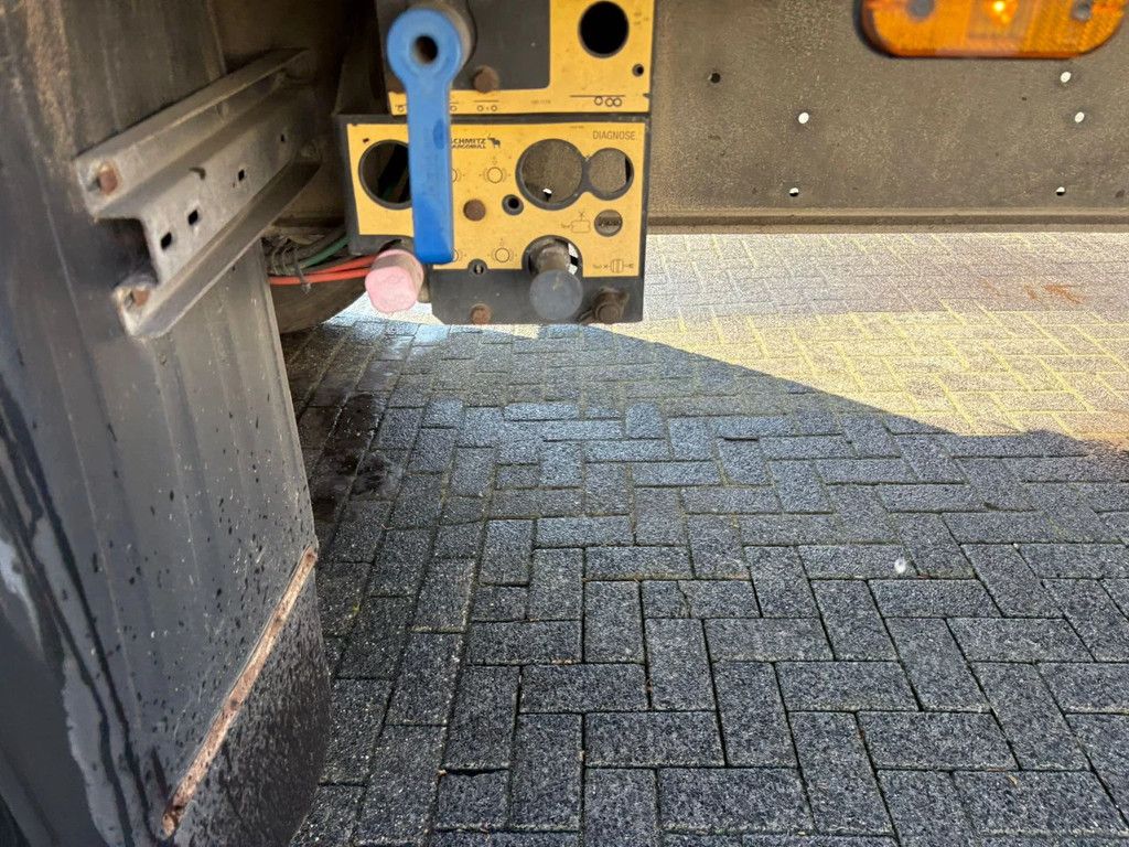 Schmitz Cargobull Schuifzeilen/Schuifdak NL Trailer APK/TUV 03-08-2026