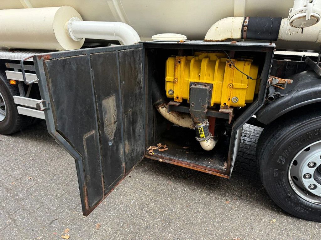 Scania P380 10X8 Kolkenzuiger