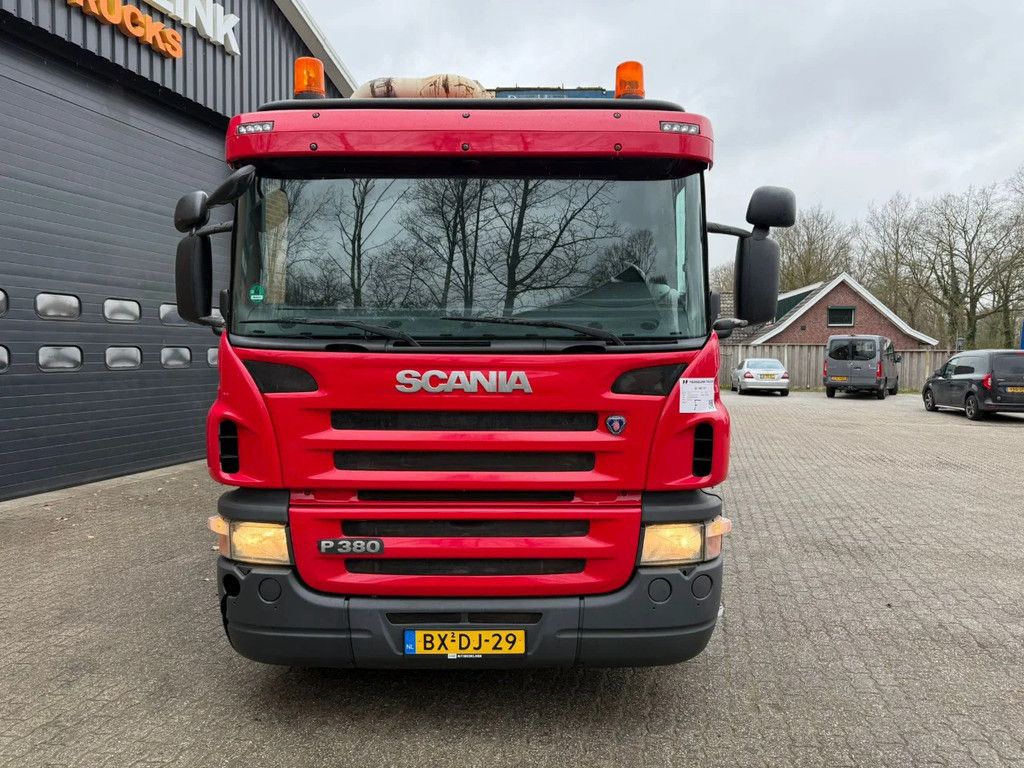 Scania P380 10X8 Kolkenzuiger