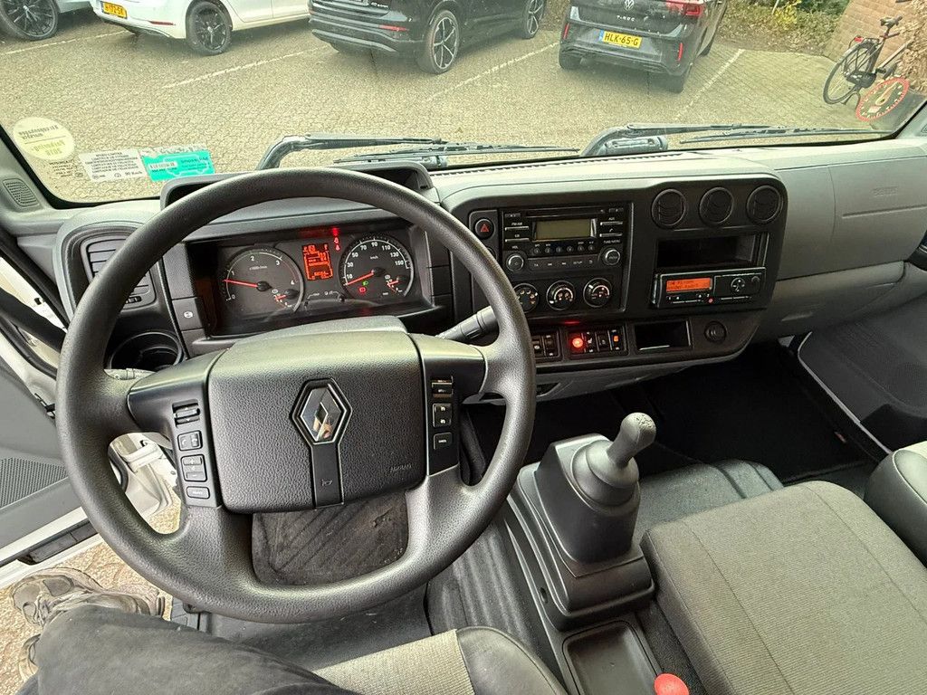 Renault D180 Koffer 68.062KM!