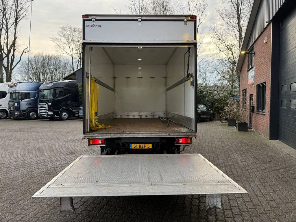 Renault D180 Koffer 68.062KM!