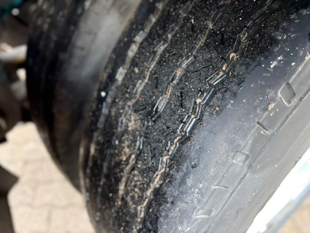 Floor Kiepende containeraanhangwagen APK 08-2026