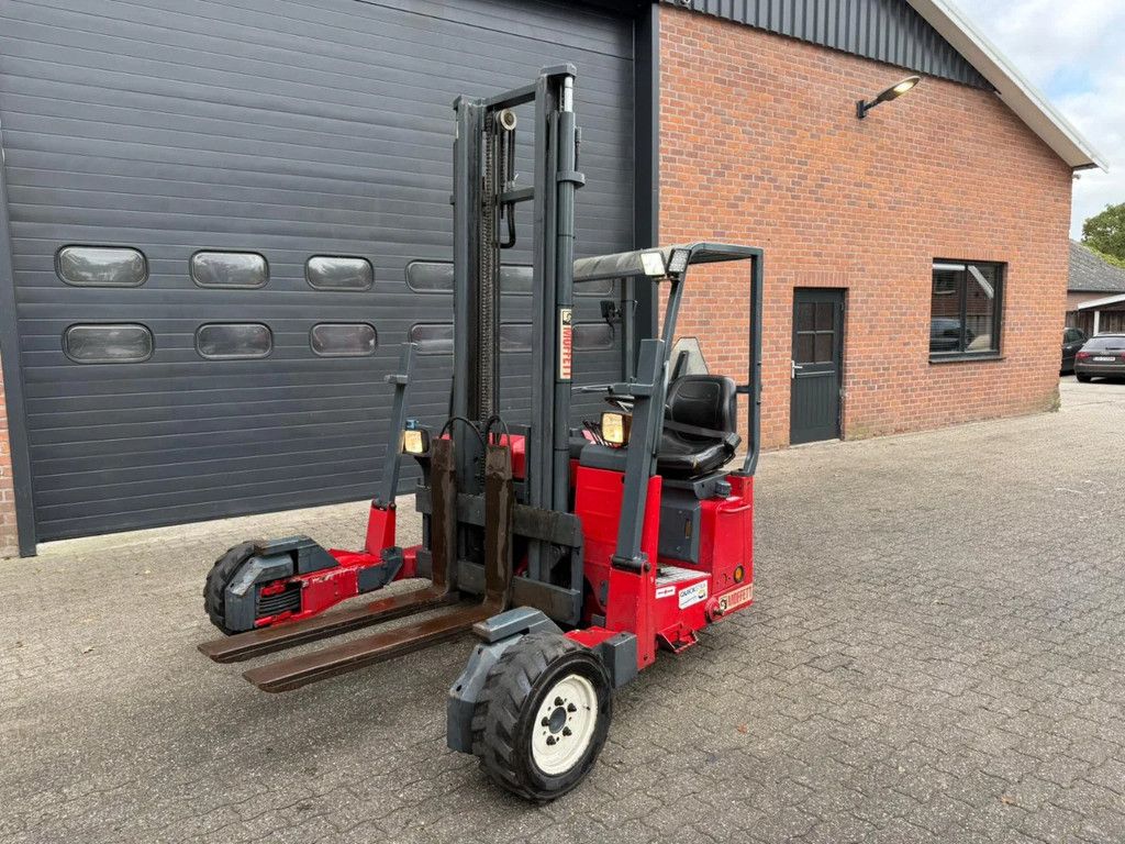 Moffett M4 3WEG M4 Kooiaap Let op! informatie ontbreekt