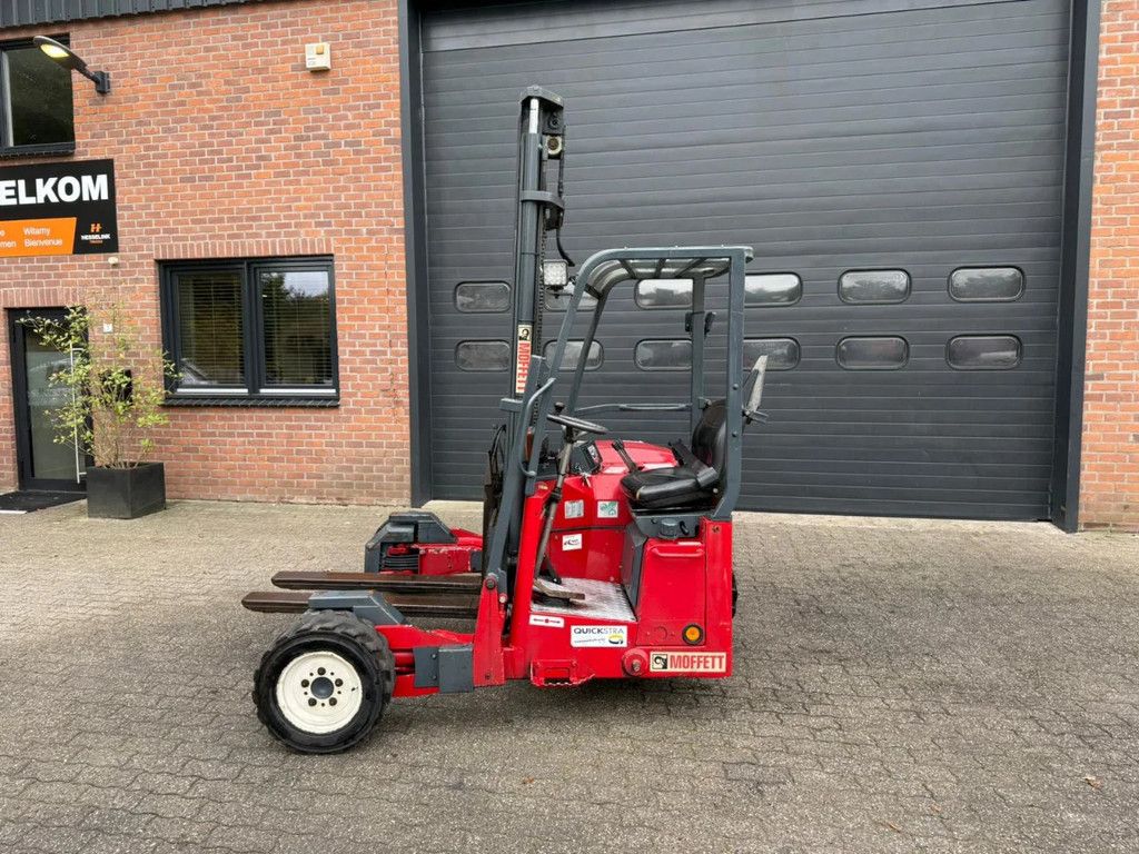 Moffett M4 3WEG M4 Kooiaap Let op! informatie ontbreekt