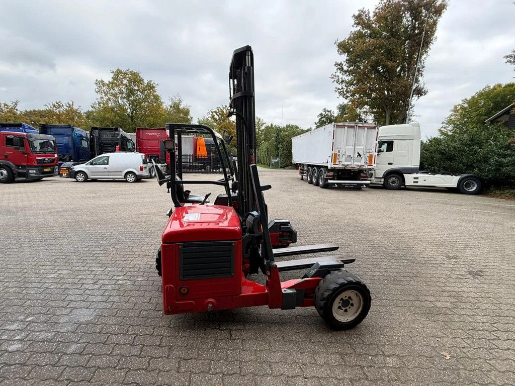 Moffett M4 3WEG M4 Kooiaap Let op! informatie ontbreekt