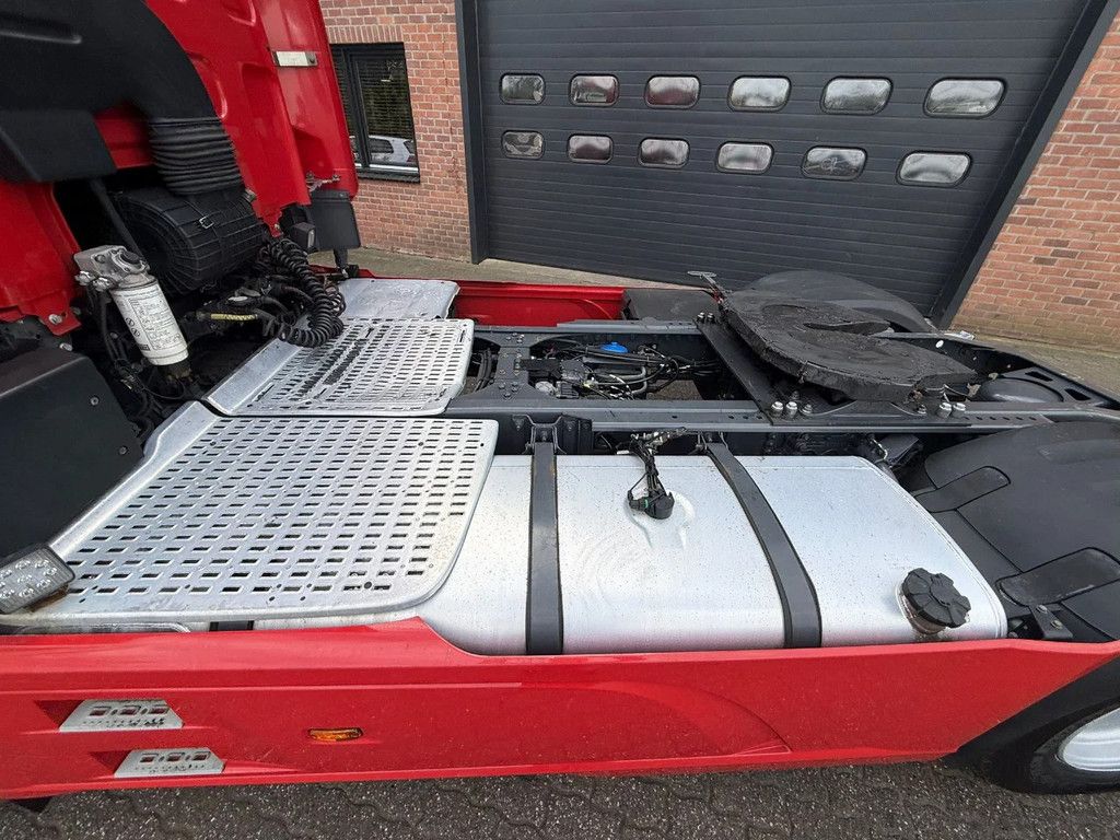 DAF CF 450 4x2 Space Cab EURO 6D! 454.150KM NL Truck APK/TUV 27-12-2026