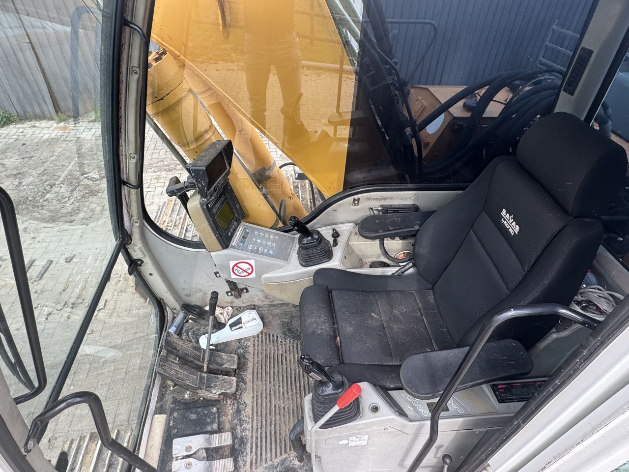 Liebherr r904c HDSL 21 ton rupskraan